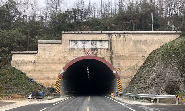 国道317线隧道工程项目1采购3台柴油发电机组及汽油发电机组