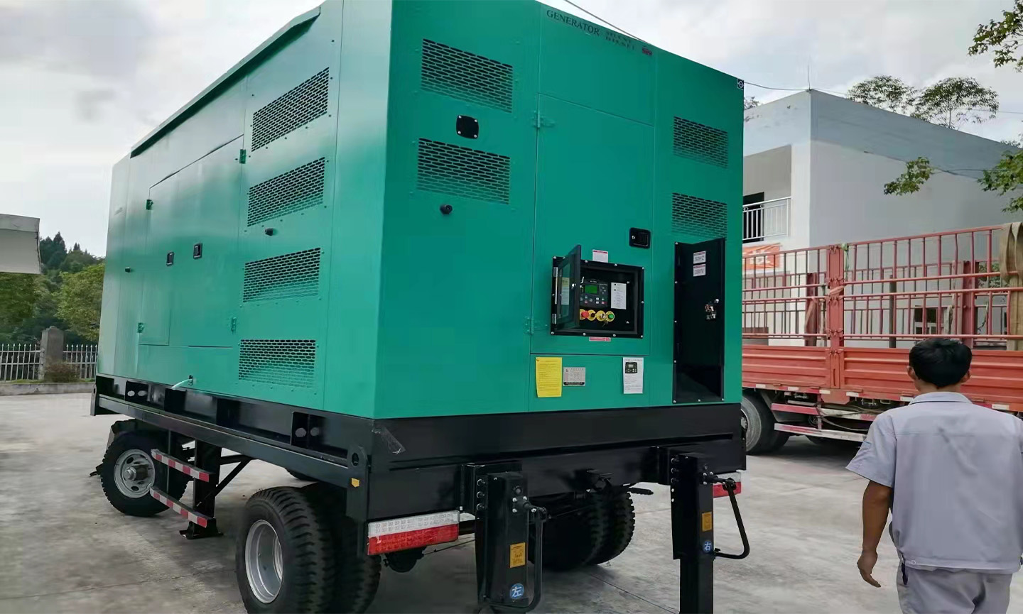 某建材公司采购一台600KW移动拖车静音型柴油发电机组